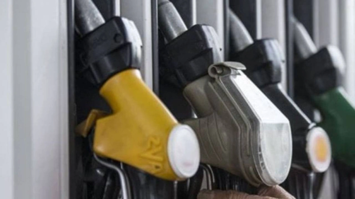 Akaryakıt Fiyatları Güncellendi: İstanbul, Ankara, İzmir Benzin, Motorin, LPG Ne Kadar?