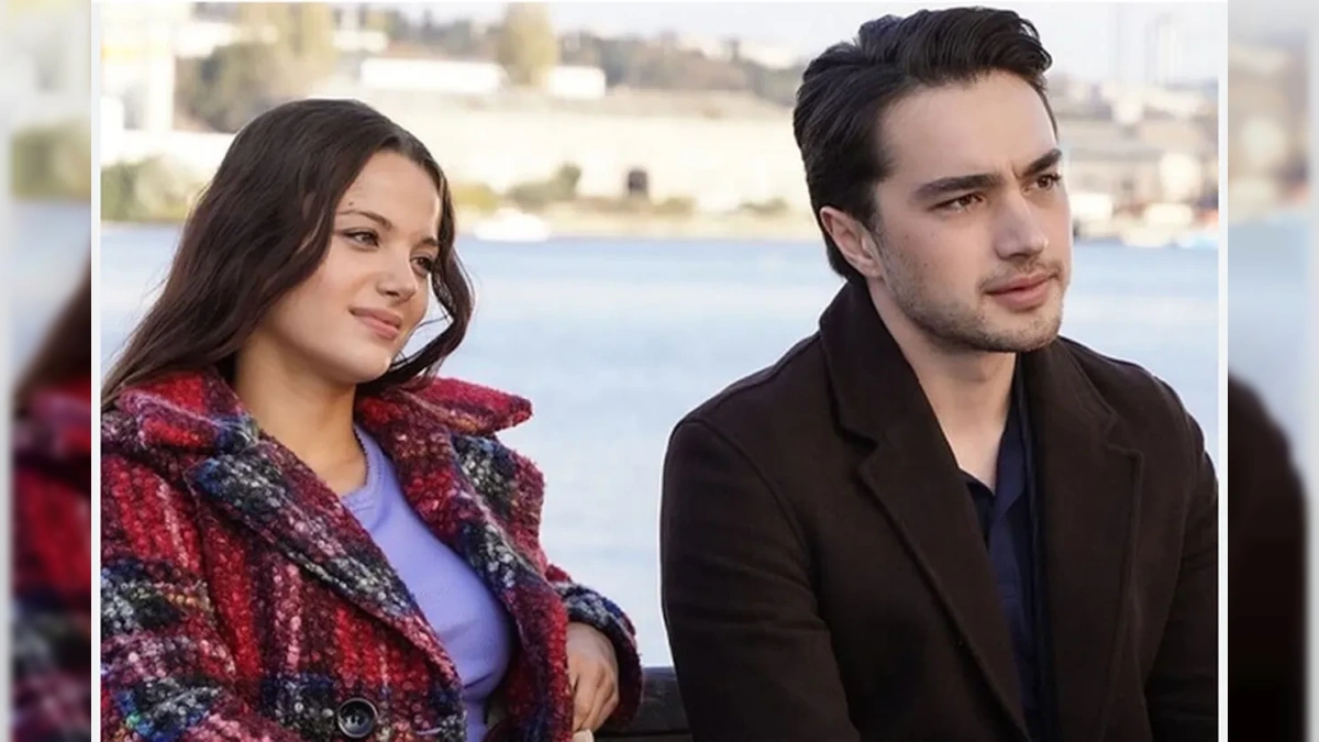 Leyla Tanlar'ın Job Oyunu Galasında Nişanlısı Burak Dakak'tan Tam Destek - Magazin Haberleri